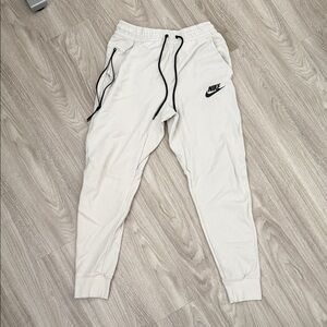 Nike Off-White/Cream Jogger